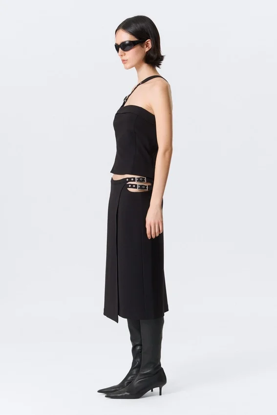 Faustina C Mid Rise Side-Buckle Pencil Skirt – Black Faustina C Mid Rise Side-Buckle Pencil Skirt – Black