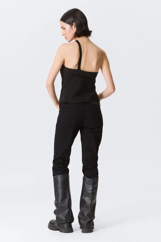 Faustina C One-Shoulder Buckle Suiting Top – Black Faustina C One-Shoulder Buckle Suiting Top – Black