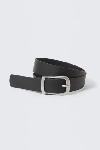 Faux Leather Belt – Black – Silver Buckle Faux Leather Belt – Black – Silver Buckle
