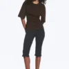 Fitted Dart Detail T-Shirt – Dark Brown