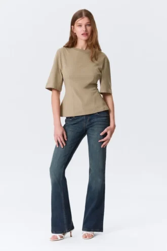 Fitted Dart Detail T-Shirt – Light Khaki Green