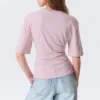Fitted Dart Detail T-Shirt – Light Pink