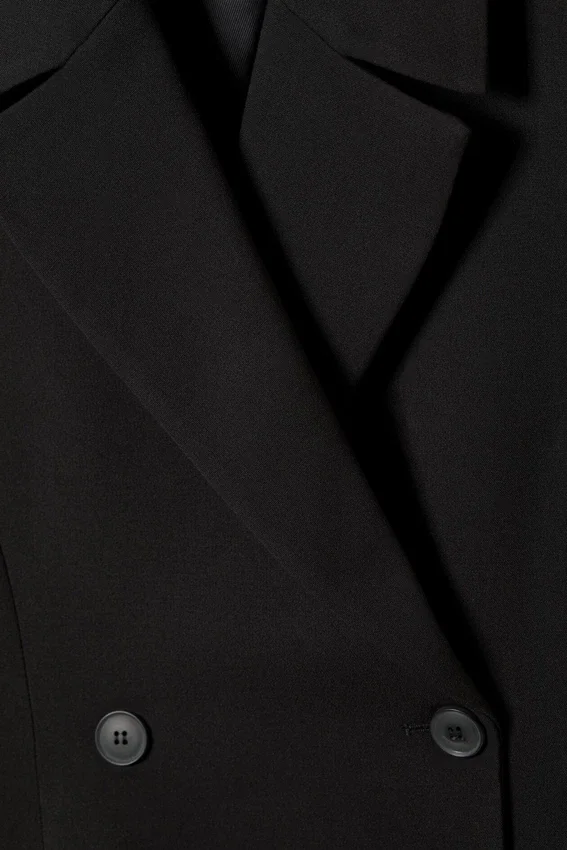 Fitted Double-Breasted Blazer – Black Fitted Double-Breasted Blazer – Black