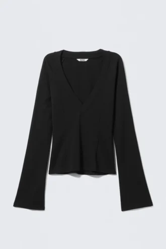 Fitted Flare-Sleeved V-Neck Top – Black