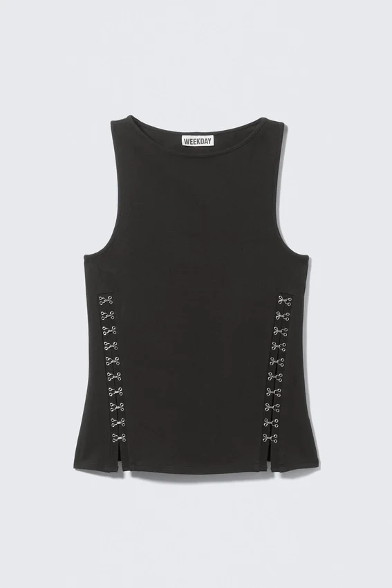 Fitted Hook & Eye Tank Top – Black Fitted Hook & Eye Tank Top – Black