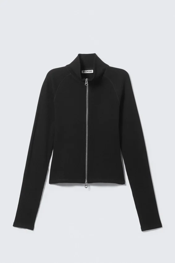 Fitted Long-Sleeved Mock-Neck Zip Top – Black Fitted Long-Sleeved Mock-Neck Zip Top – Black