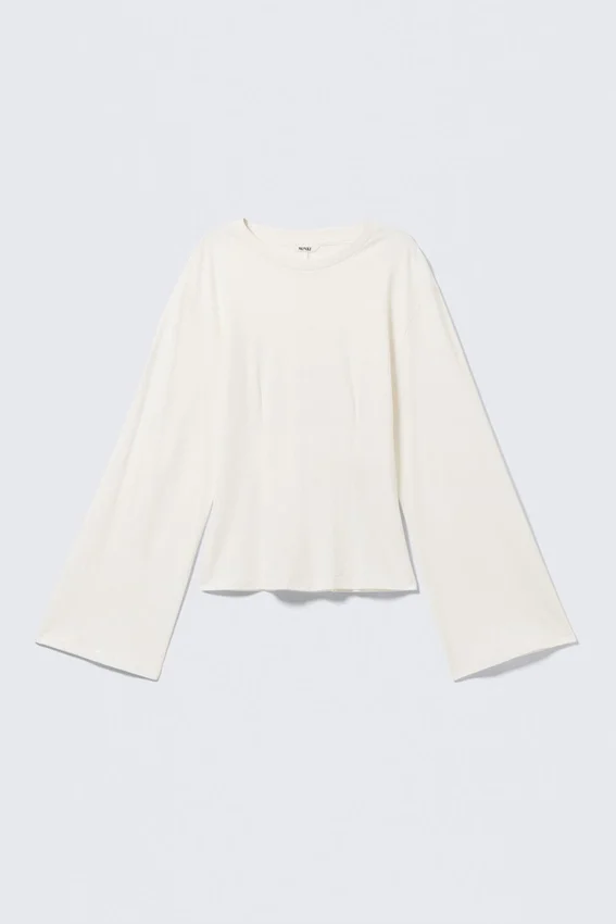 Fitted Long-Sleeved Top – Dusty White Fitted Long-Sleeved Top – Dusty White
