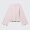 Fitted Long-Sleeved Top – Light Pink Fitted Long-Sleeved Top – Light Pink