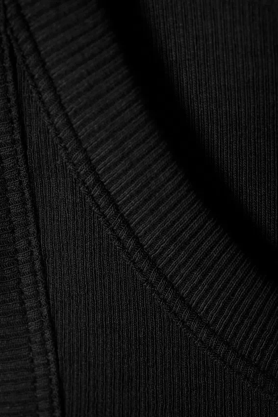 Fitted Rib Tank Top – Black Fitted Rib Tank Top – Black