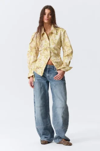 Fitted Ruched Waist Shirt – Yellow Floral Print