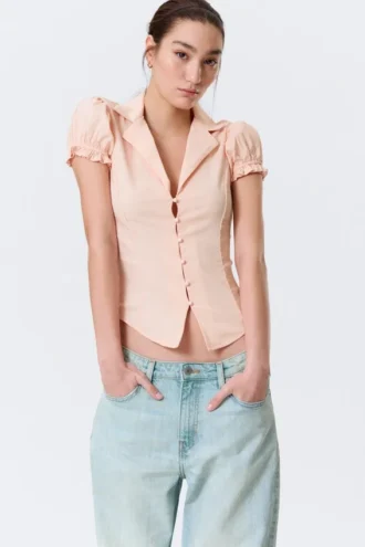 Fitted Short-Sleeved Resort Shirt – Striped Peachy Pink Fitted Short-Sleeved Resort Shirt – Striped Peachy Pink