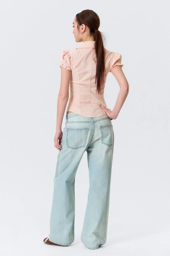 Fitted Short-Sleeved Resort Shirt – Striped Peachy Pink Fitted Short-Sleeved Resort Shirt – Striped Peachy Pink