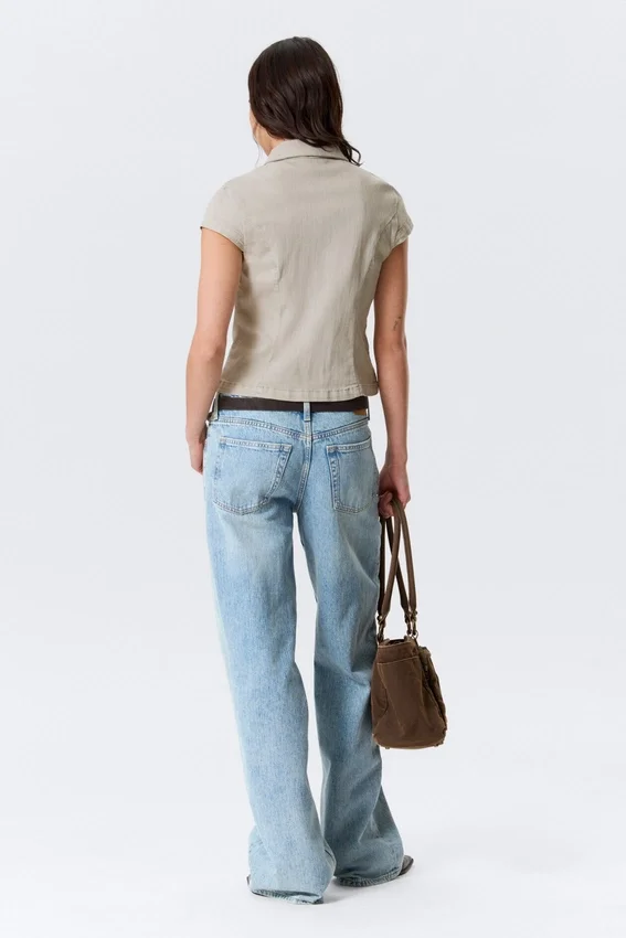 Fitted Short-Sleeved Zip Top – Beige Fitted Short-Sleeved Zip Top – Beige