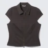 Fitted Short-Sleeved Zip Top – Dark Grey Fitted Short-Sleeved Zip Top – Dark Grey