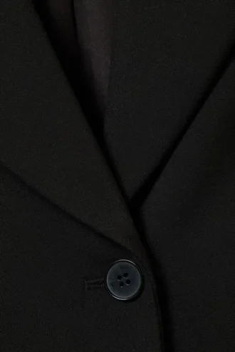 Fitted Single-Breasted Blazer – Black