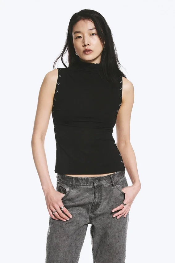 Fitted Snap-Button Mock-Neck Top – Black Fitted Snap-Button Mock-Neck Top – Black