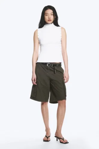 Fitted Snap-Button Mock-Neck Top – White
