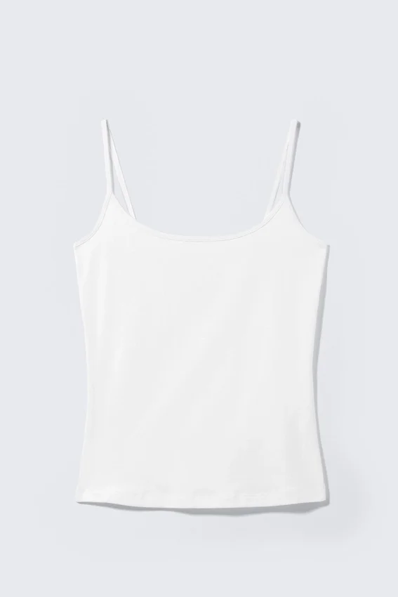 Fitted Strappy Scoop Neck Singlet – White Fitted Strappy Scoop Neck Singlet – White