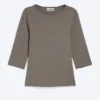 Fitted Three-Quarter Sleeve Top – Dusty Grey Fitted Three-Quarter Sleeve Top – Dusty Grey