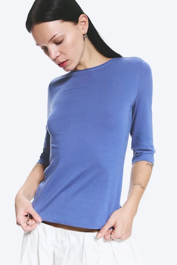Fitted Three-Quarter Sleeve Top – Medium Blue Fitted Three-Quarter Sleeve Top – Medium Blue