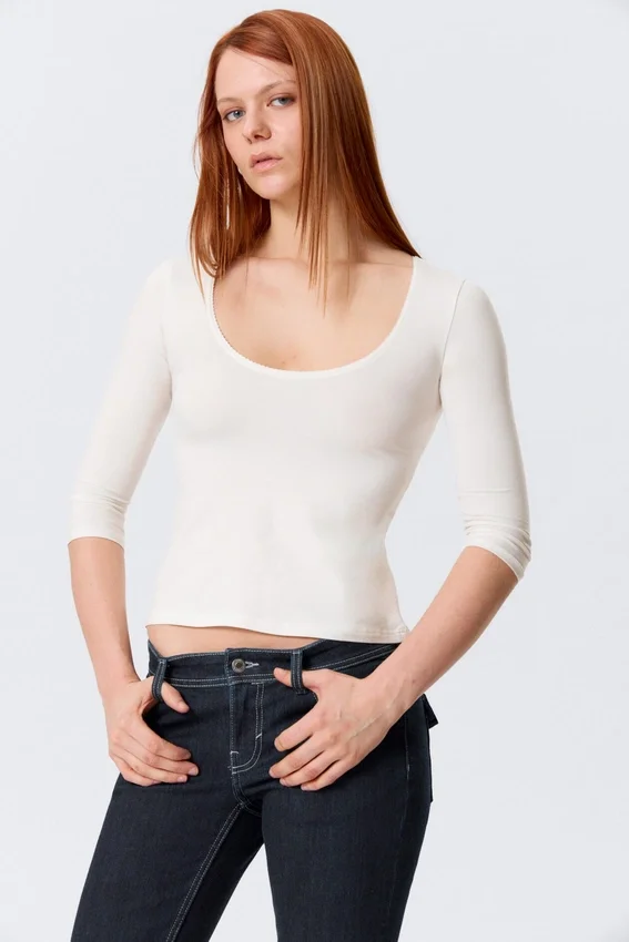 Fitted Three-Quarter Sleeve Top – Off-White Fitted Three-Quarter Sleeve Top – Off-White