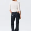Fitted Three-Quarter Sleeve Top – Off-White Fitted Three-Quarter Sleeve Top – Off-White