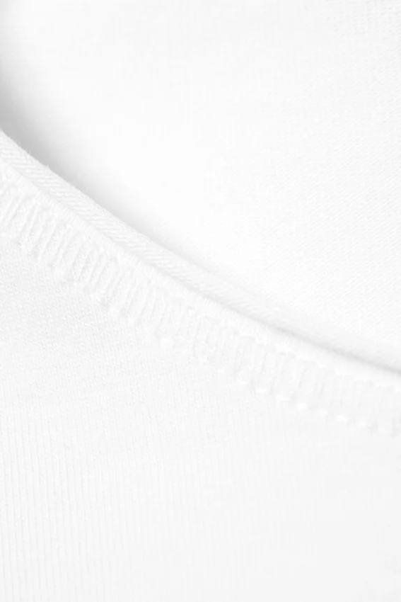 Fitted Three-Quarter Sleeve Top – White Fitted Three-Quarter Sleeve Top – White