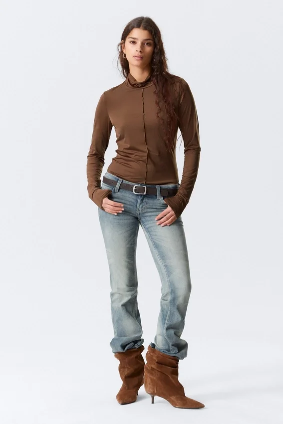 Fitted Turtleneck Top – Brown Fitted Turtleneck Top – Brown