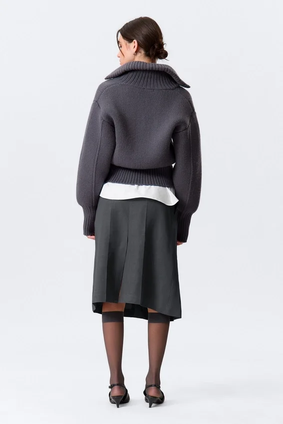 Fitted Turtleneck Wool Sweater – Dark Grey Fitted Turtleneck Wool Sweater – Dark Grey