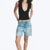 Fitted V-Neck Sleeveless Top – Black Fitted V-Neck Sleeveless Top – Black