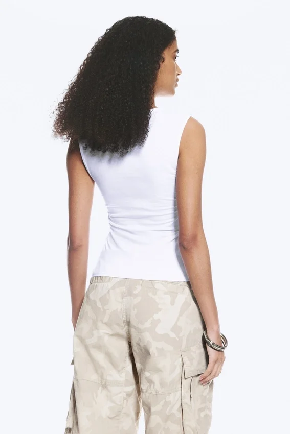 Fitted V-Neck Sleeveless Top – White Fitted V-Neck Sleeveless Top – White