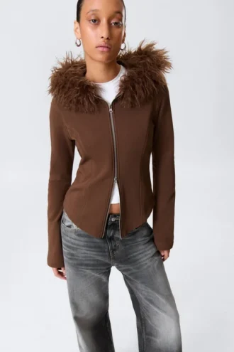 Fitted Zip Hoodie with Faux-Fur Trim – Brown
