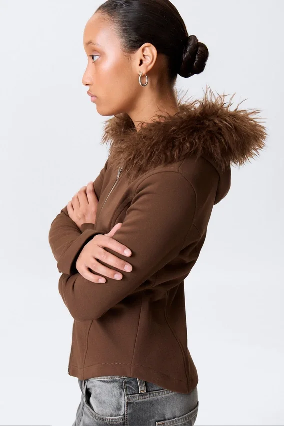 Fitted Zip Hoodie with Faux-Fur Trim – Brown Fitted Zip Hoodie with Faux-Fur Trim – Brown