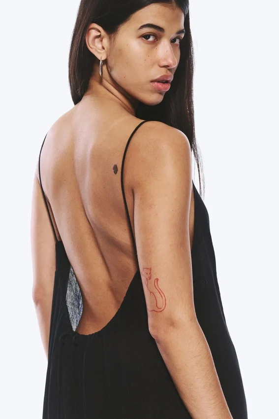 Flowy Maxi Dress – Black Flowy Maxi Dress – Black