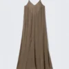 Flowy Maxi Dress – Brown Flowy Maxi Dress – Brown