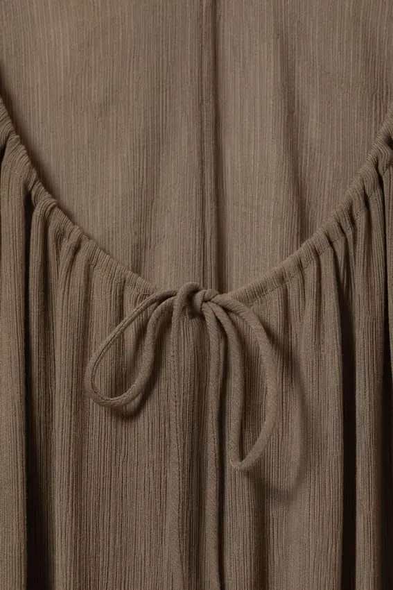 Flowy Maxi Dress – Brown Flowy Maxi Dress – Brown