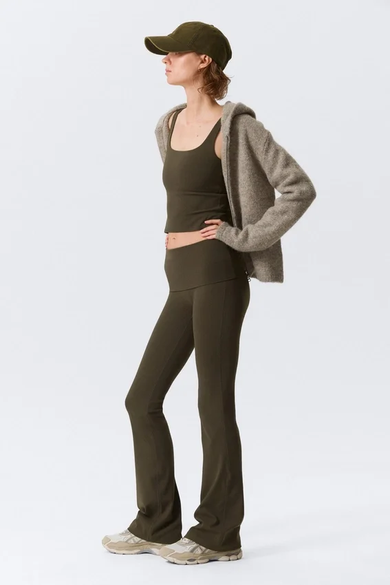 Folded Waist Flared Yoga Tights – Dark Brown Folded Waist Flared Yoga Tights – Dark Brown