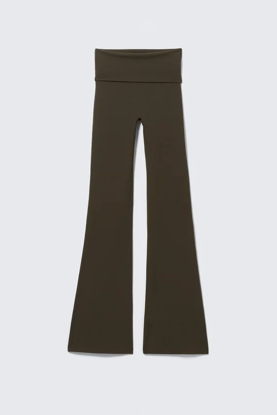 Folded Waist Flared Yoga Tights – Dark Brown Folded Waist Flared Yoga Tights – Dark Brown