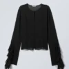 Frilled Long-Sleeved Blouse – Black Frilled Long-Sleeved Blouse – Black