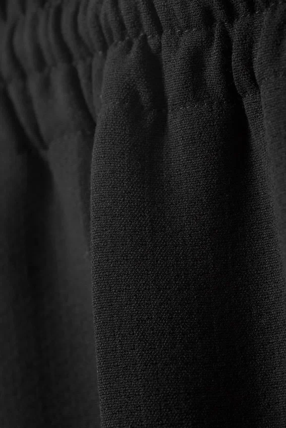 Gabriel Loose Trousers – Black Gabriel Loose Trousers – Black