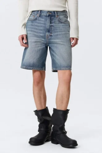 Galaxy Mid Rise Loose Denim Shorts – Blue Horses – Medium Blue