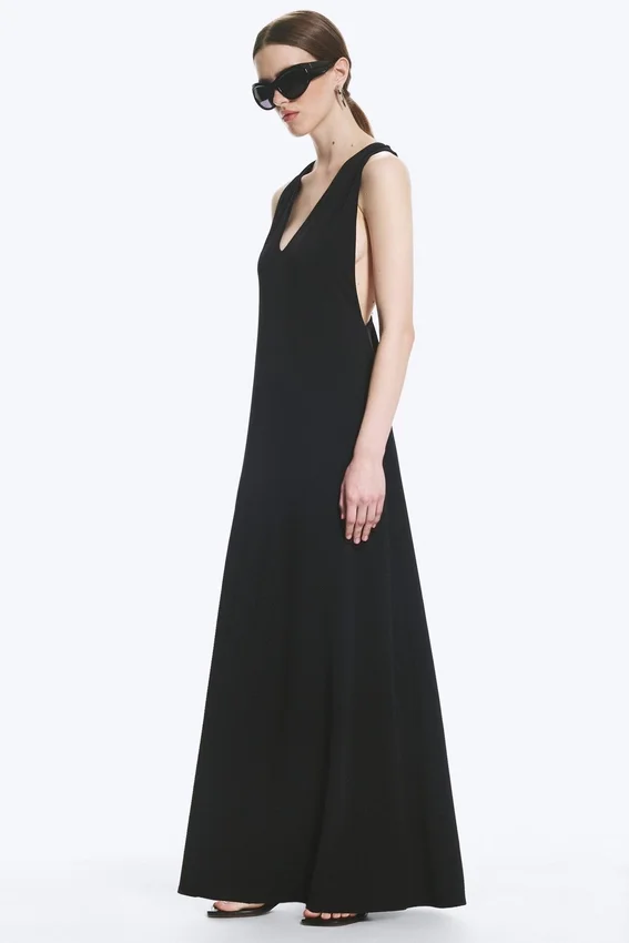 Gathered Maxi Dress – Black Gathered Maxi Dress – Black