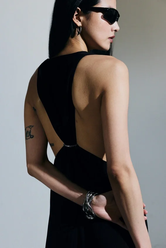 Gathered Maxi Dress – Black Gathered Maxi Dress – Black