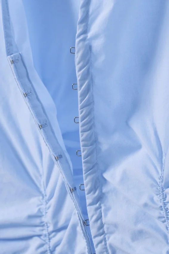 Gathered Poplin V-Neck Shirt – Light Blue Gathered Poplin V-Neck Shirt – Light Blue