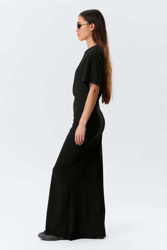 Gathered Short-Sleeved Maxi Dress – Black Gathered Short-Sleeved Maxi Dress – Black