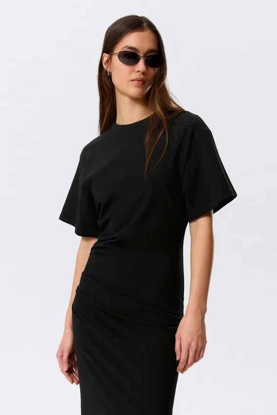 Gathered Short-Sleeved Maxi Dress – Black Gathered Short-Sleeved Maxi Dress – Black