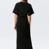 Gathered Short-Sleeved Maxi Dress – Black Gathered Short-Sleeved Maxi Dress – Black