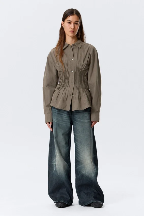 Gathered Waist Cotton Poplin Shirt – Striped Brown Gathered Waist Cotton Poplin Shirt – Striped Brown