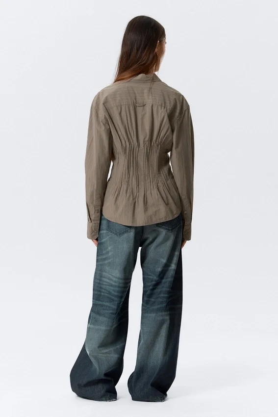 Gathered Waist Cotton Poplin Shirt – Striped Brown Gathered Waist Cotton Poplin Shirt – Striped Brown