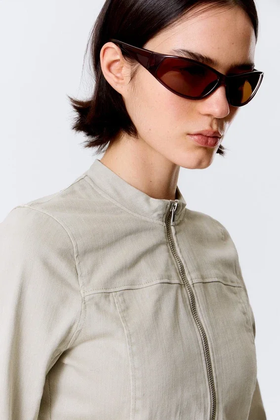 Genevieve Slim Structured Cotton Zip Jacket – Light Beige Genevieve Slim Structured Cotton Zip Jacket – Light Beige